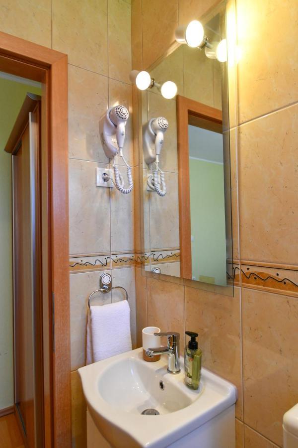 Apartments Villa Miranda Vodice Exterior photo