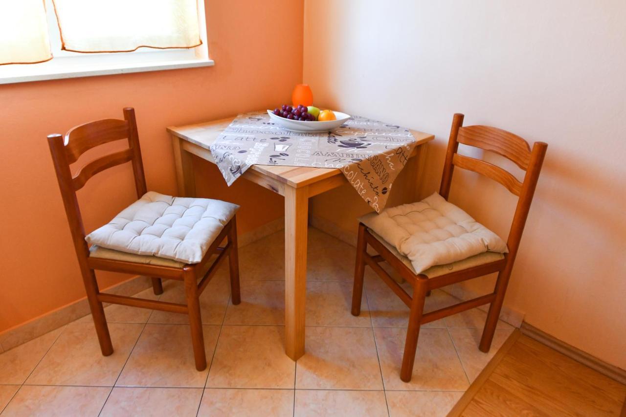 Apartments Villa Miranda Vodice Exterior photo